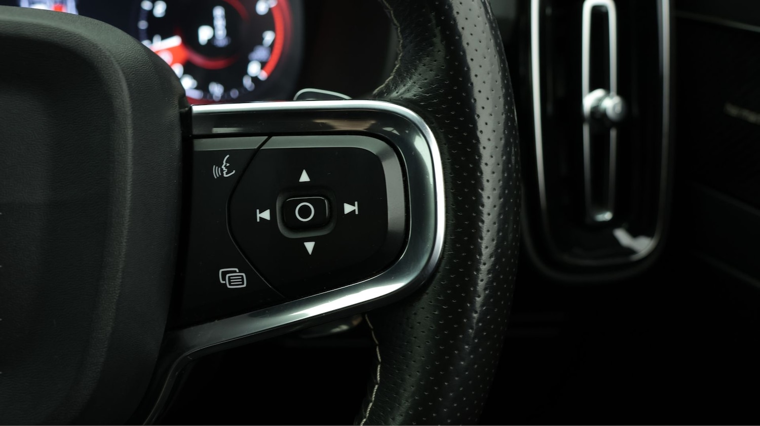 Used Volvo XC40 2018 for sale - 78040144: Photo 20