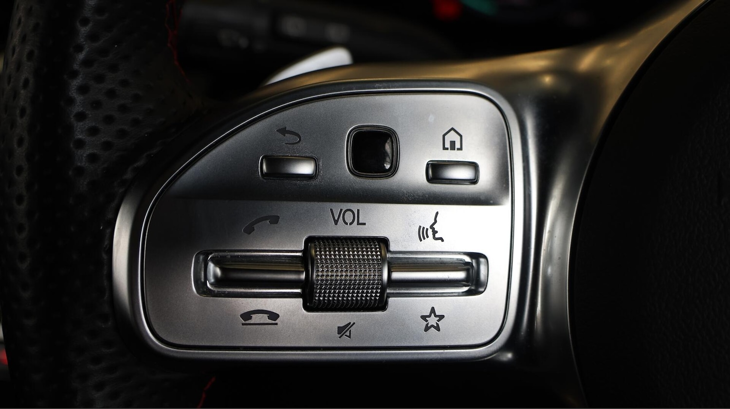 Used Mercedes-Benz EQA 2022 for sale - 76001750: Photo 25