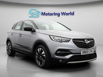 Vauxhall - Grandland X