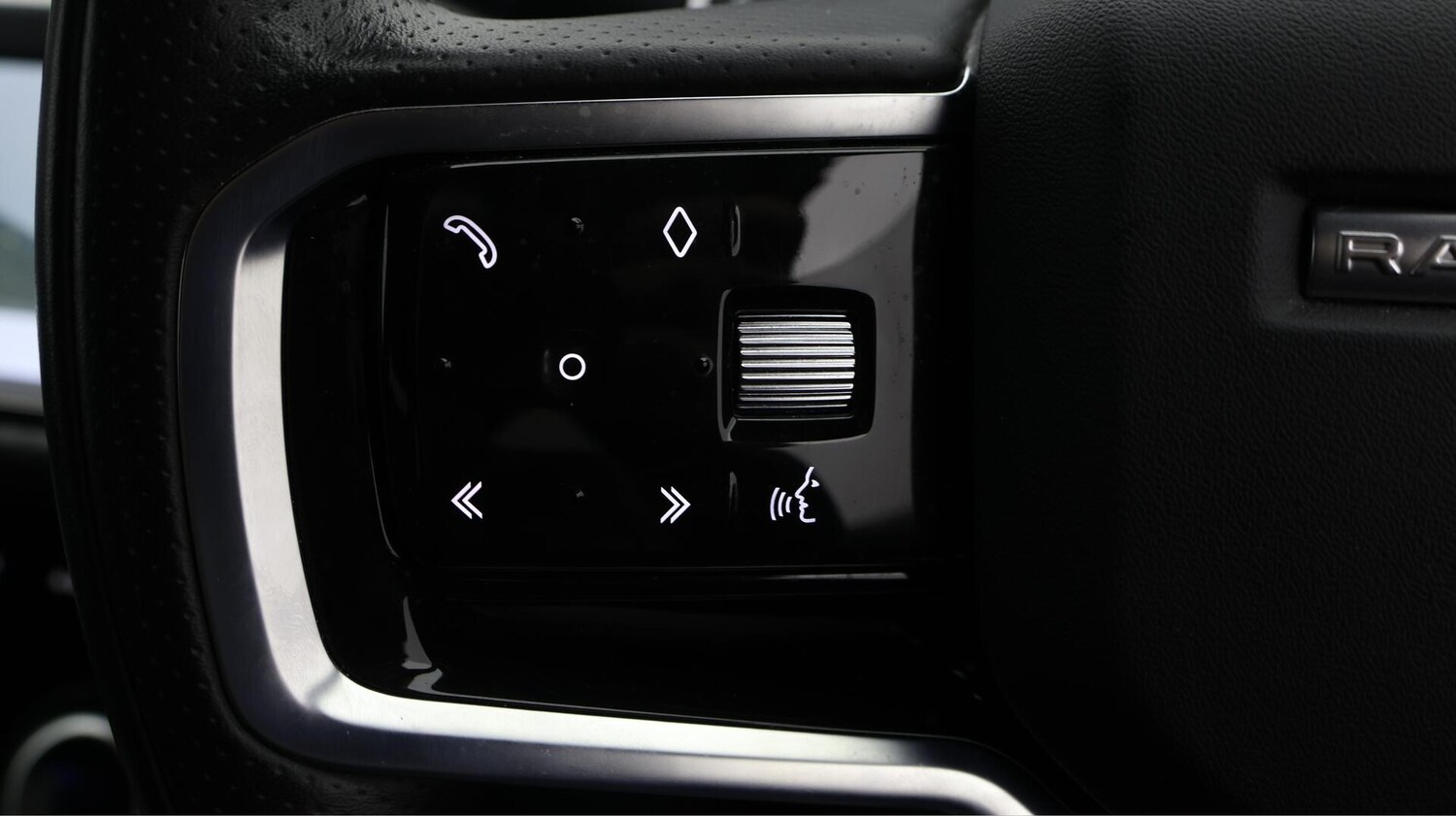 Used Land Rover Range Rover Evoque 2022 for sale - 76521810: Photo 23