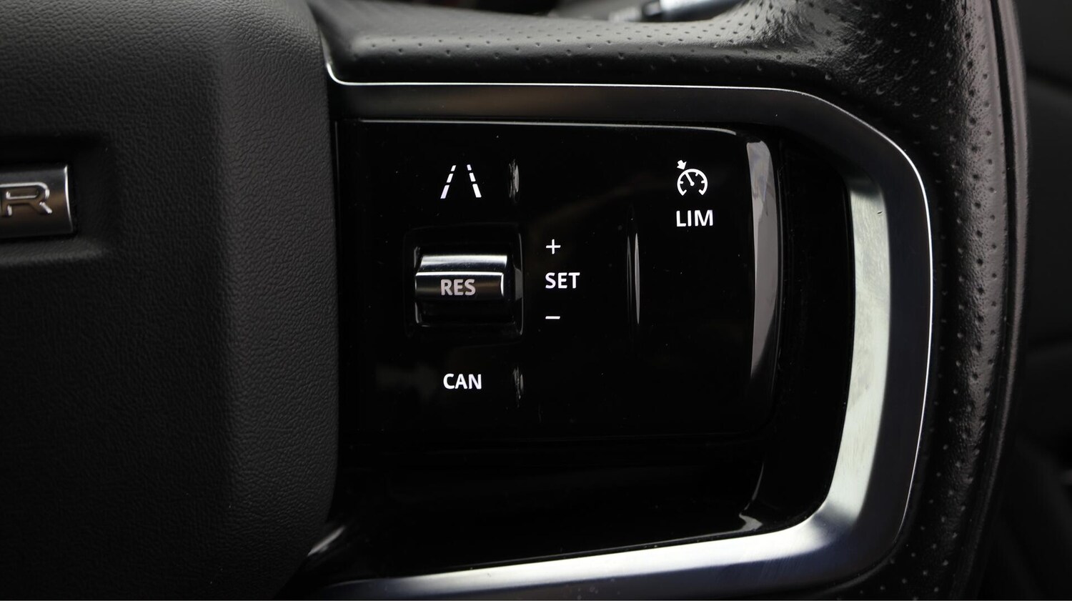 Used Land Rover Range Rover Evoque 2022 for sale - 76521810: Photo 24