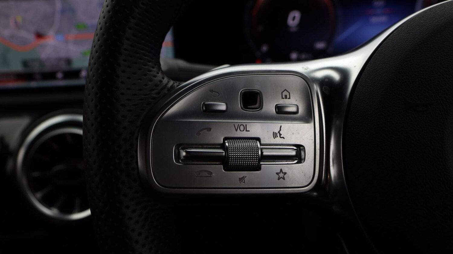 Used Mercedes-Benz CLA 2022 for sale - 77352143: Photo 24