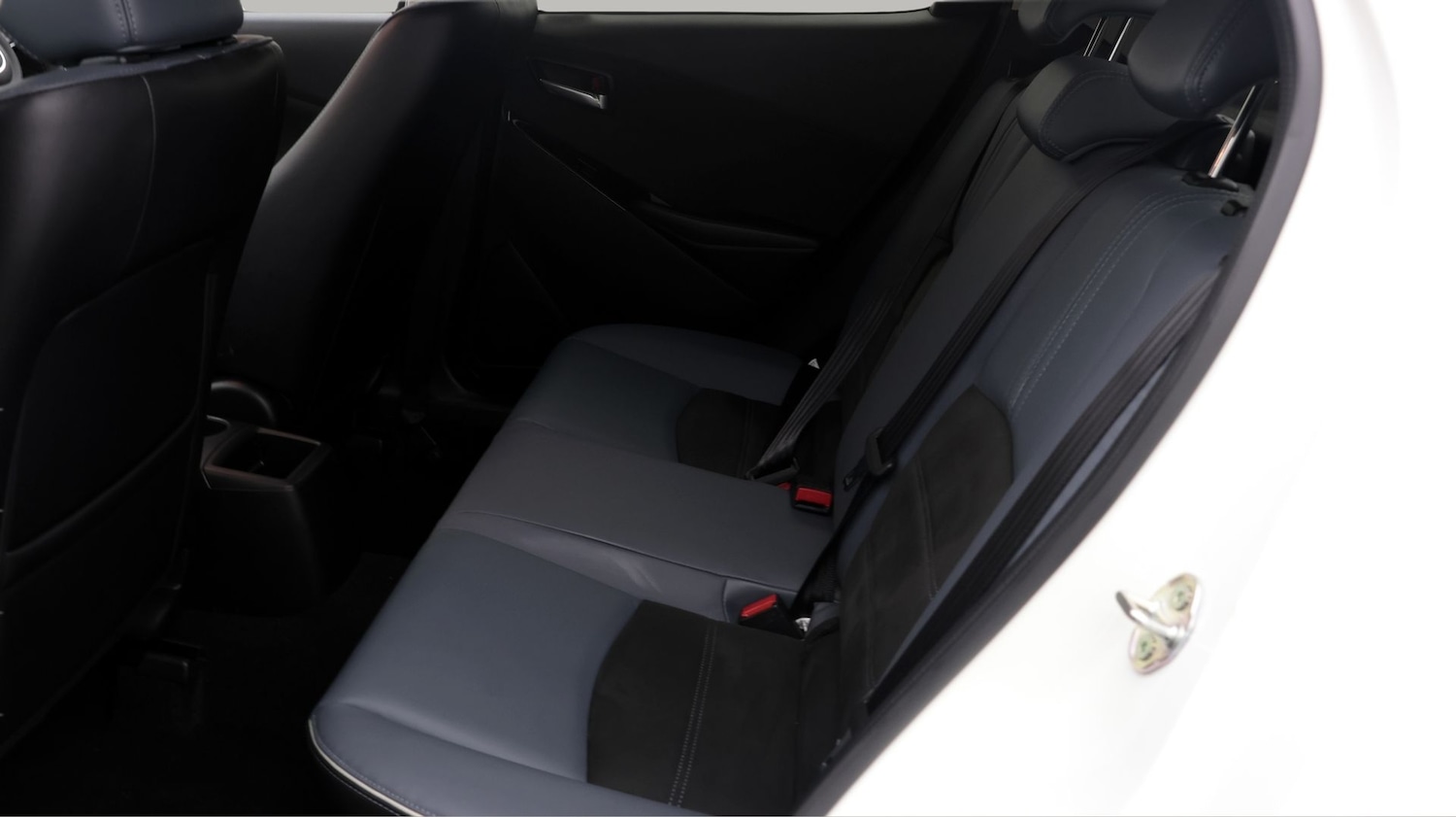 Used Mazda Mazda2 2021 for sale - 77669962: Photo 16