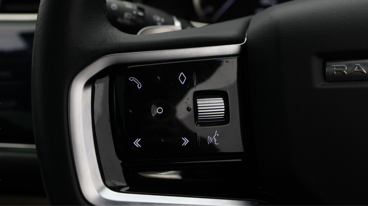 Used Land Rover Range Rover Evoque 2022 for sale - 76550462: Photo 24