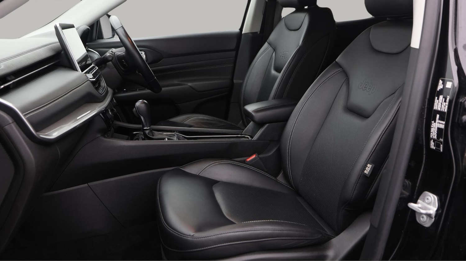 Used Jeep Compass 2023 for sale - 76138100: Photo 15