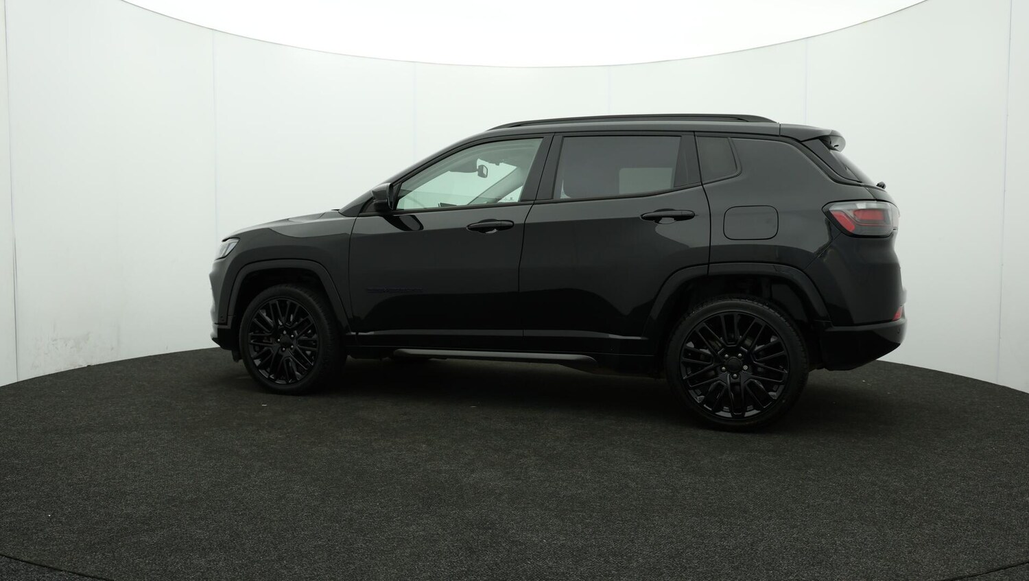 Used Jeep Compass 2023 for sale - 76138100: Photo 76