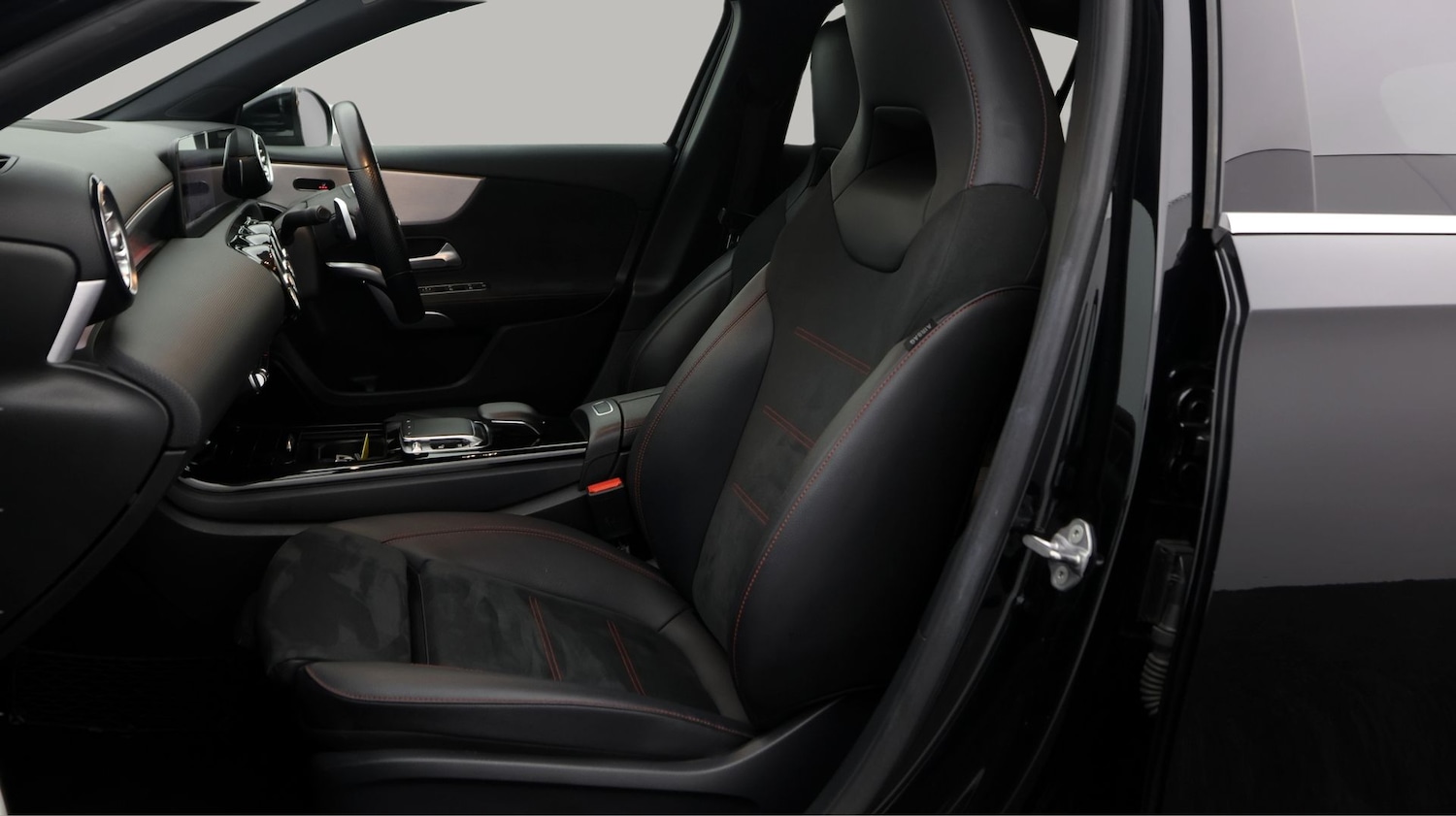 Used Mercedes-Benz A-Class 2019 for sale - 77276827: Photo 14