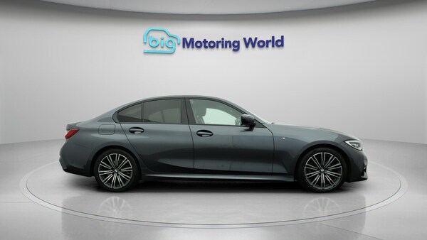 Used BMW 3 Series 2021 for sale - 76122422: Photo 9