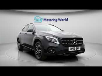 (19) - 1.6 GLA180 Urban Edition SUV 5dr Petrol Manual Euro 6 (s/s) (122 ps)