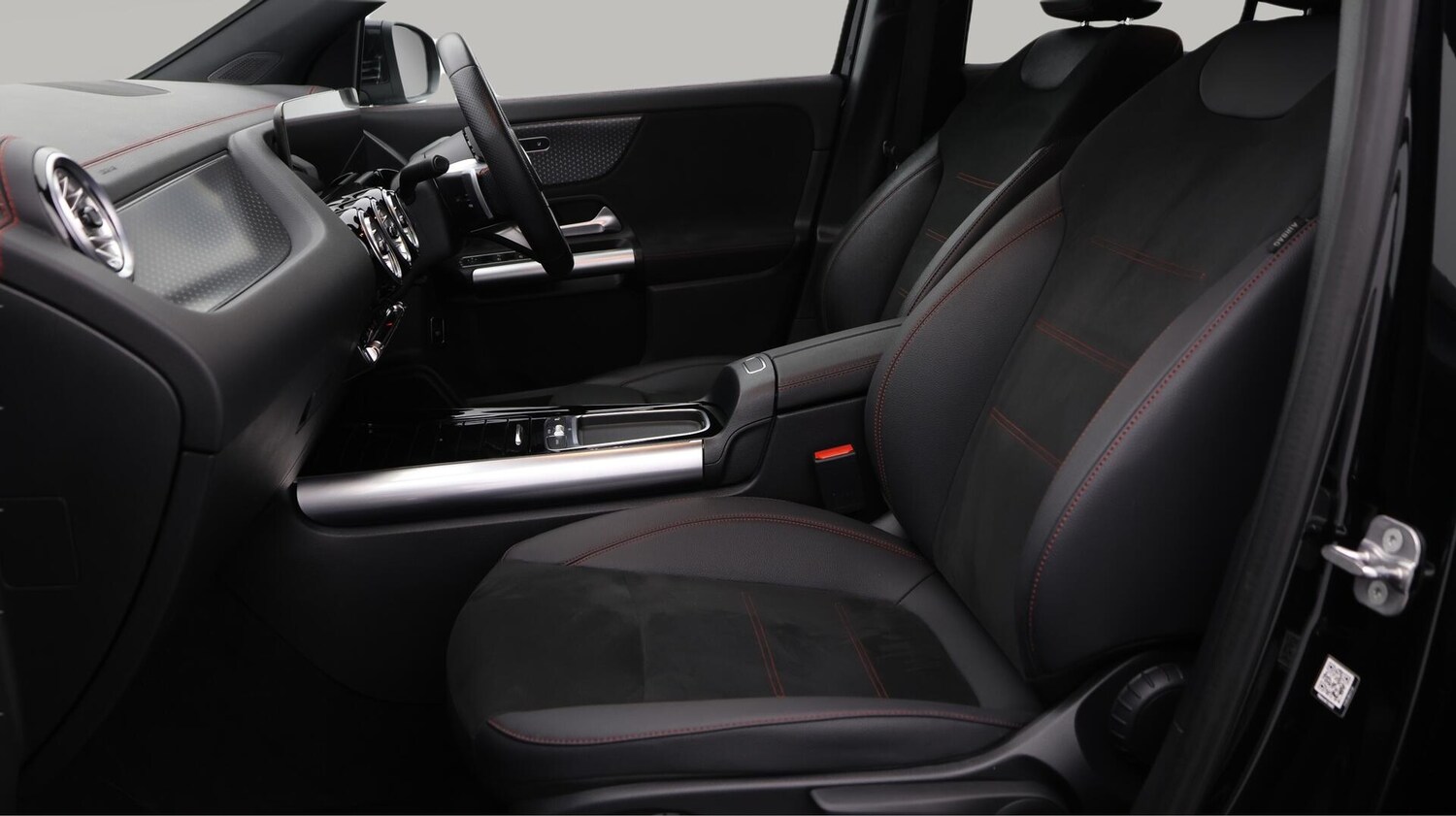 Used Mercedes-Benz EQA 2024 for sale - 76657819: Photo 15