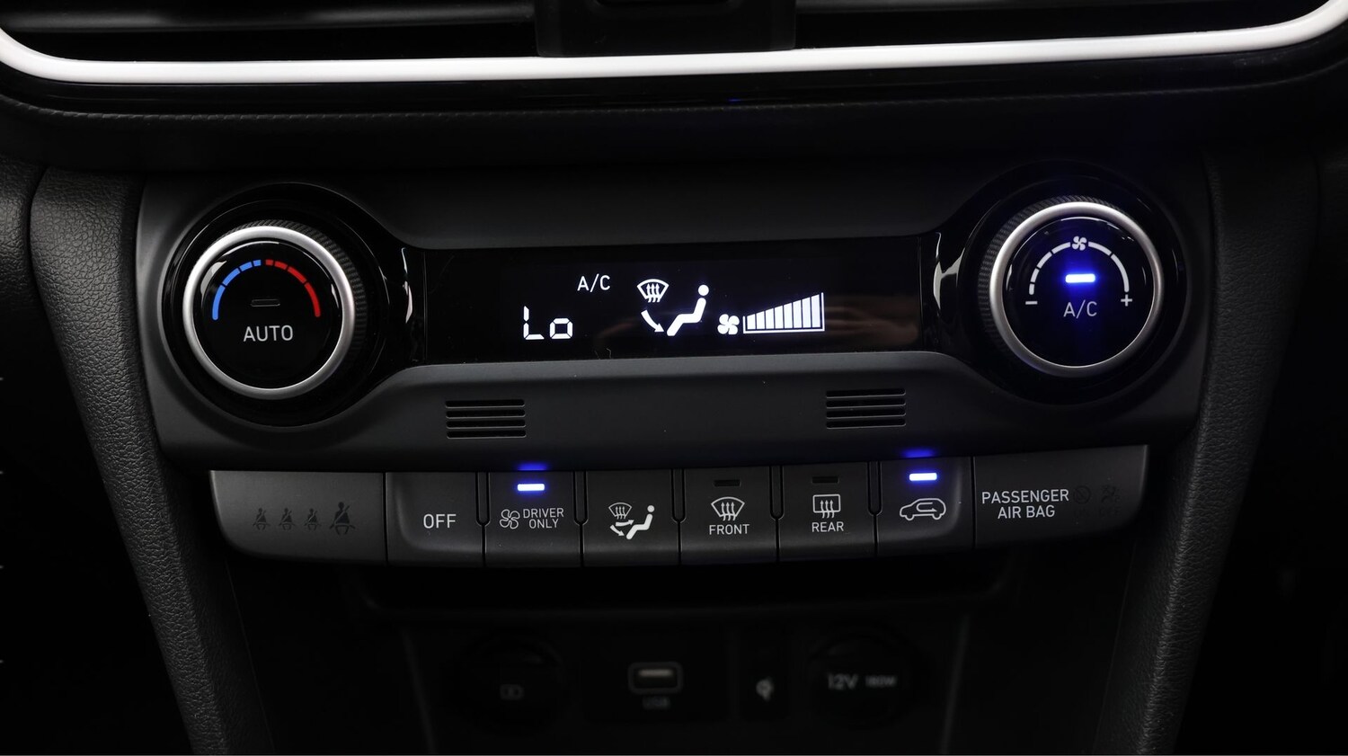 Used Hyundai KONA for sale - 77439640: Photo 12