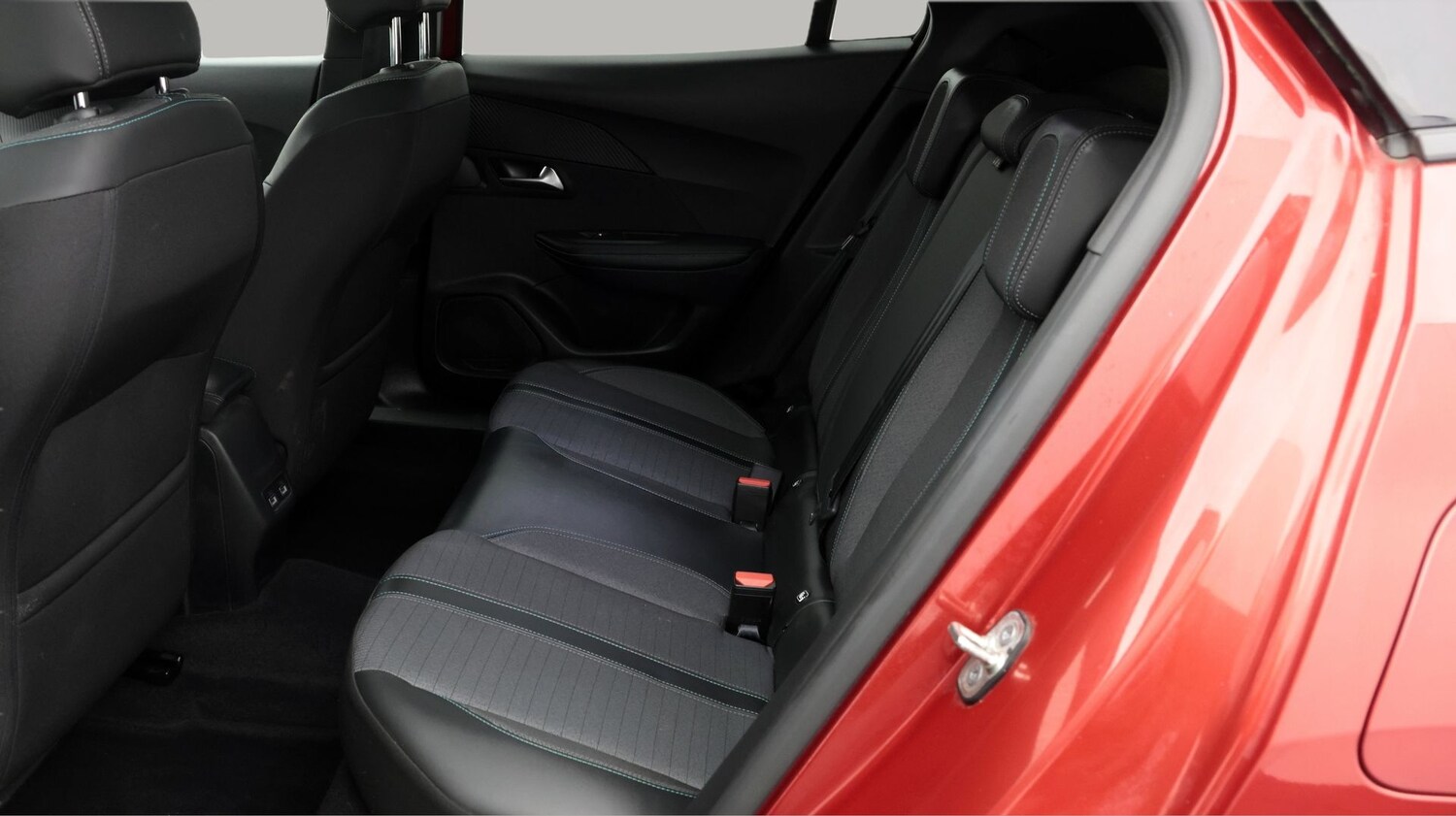 Used Peugeot 2008 2022 for sale - 77747605: Photo 16