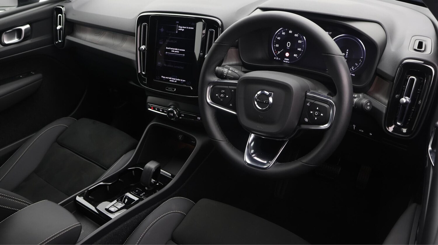 Used Volvo XC40 for sale - 76759320: Photo 10