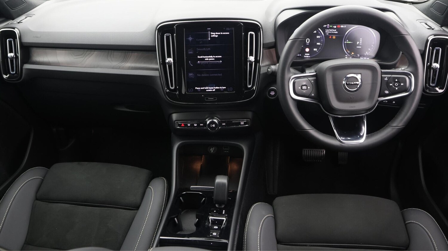 Used Volvo XC40 for sale - 76759320: Photo 14