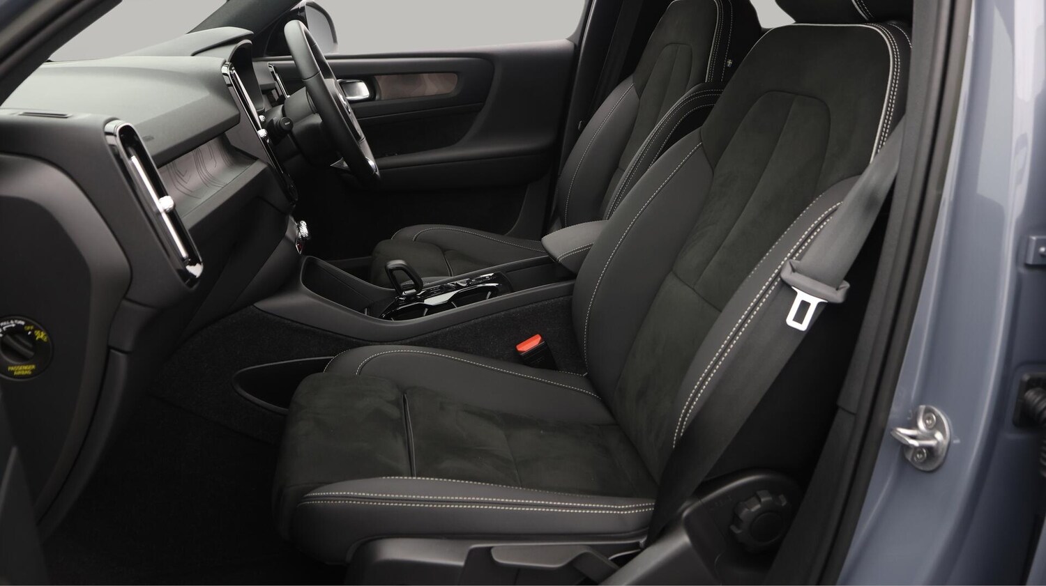 Used Volvo XC40 for sale - 76759320: Photo 15