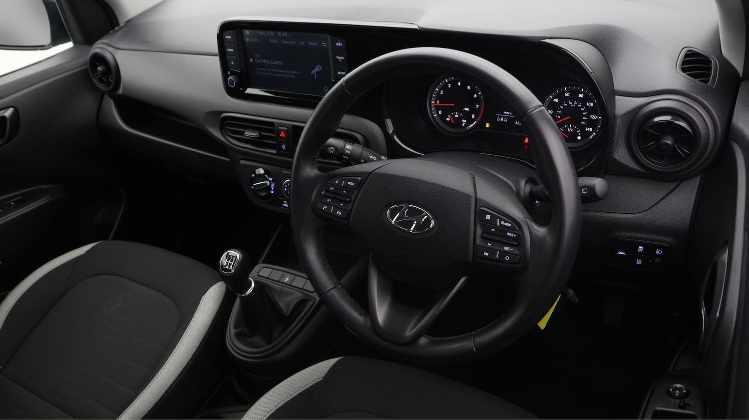 Used Hyundai i10 2020 for sale - 77181912: Photo 9