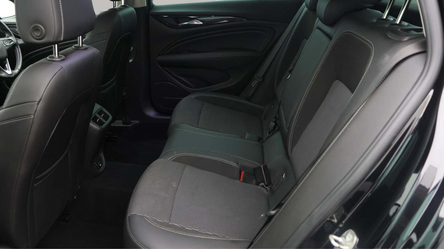 Used Vauxhall Insignia 2017 for sale - 76484510: Photo 17