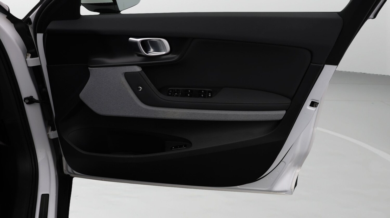 Used Polestar Polestar 2 2023 for sale - 77840792: Photo 15