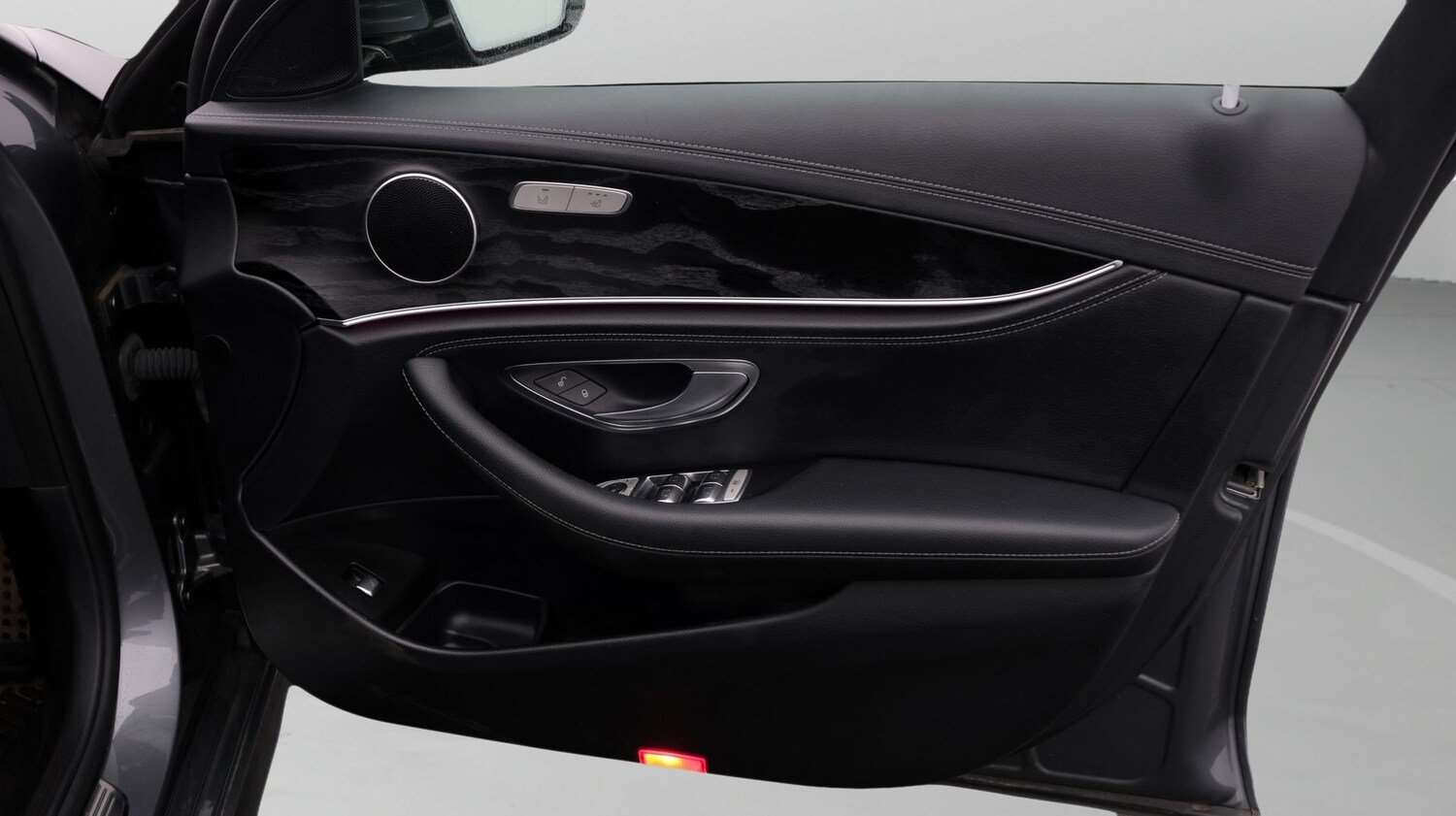 Used Mercedes-Benz E Class 2018 for sale - 78121435: Photo 15