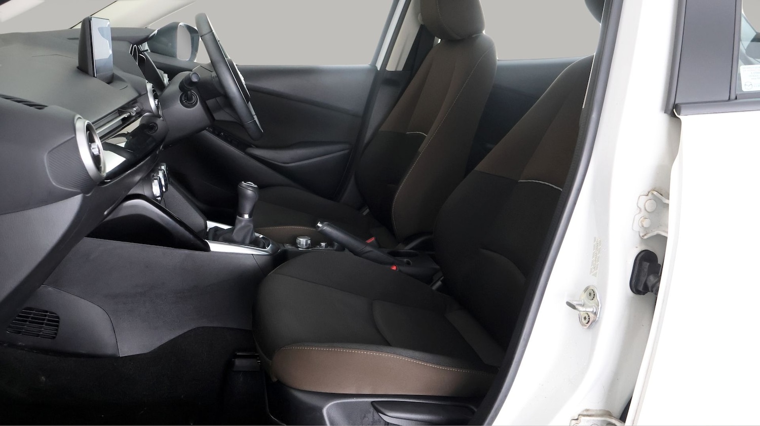 Used Mazda Mazda2 2023 for sale - 77461275: Photo 13