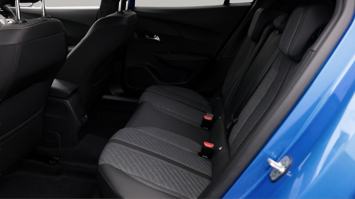 Used Peugeot 2008 2024 for sale - 77593216: Photo 16