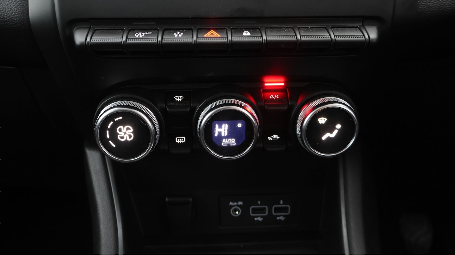 Used Renault Captur 2022 for sale - 77532174: Photo 11