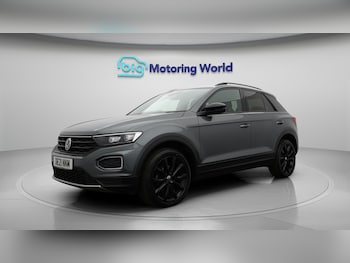 Used Volkswagen T-Roc 2021 for sale - 78243232: Photo