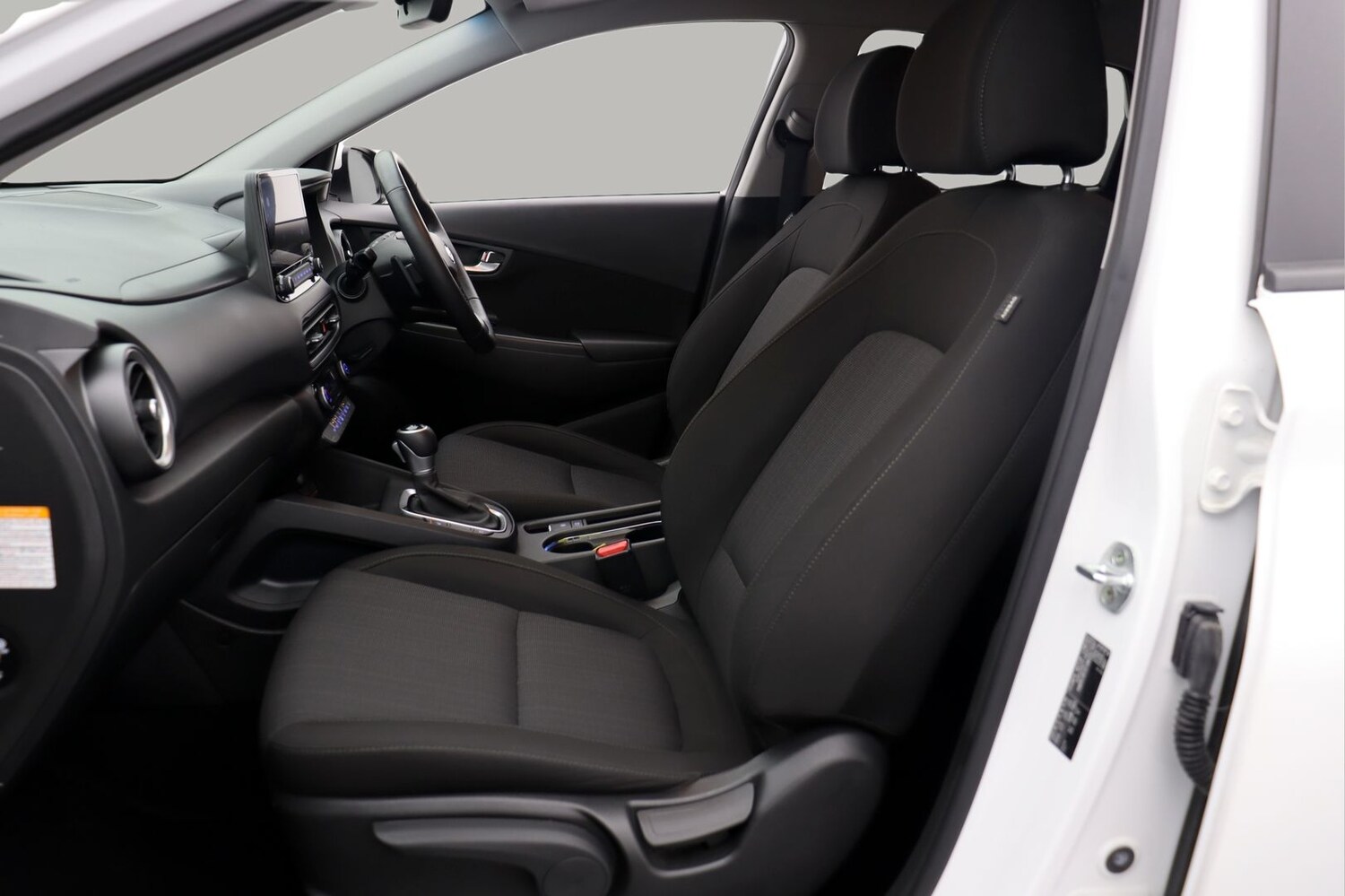 Used Hyundai KONA 2021 for sale - 77363840: Photo 14