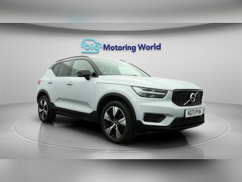 Used Volvo XC40 2021 for sale - 76121468: Photo 2