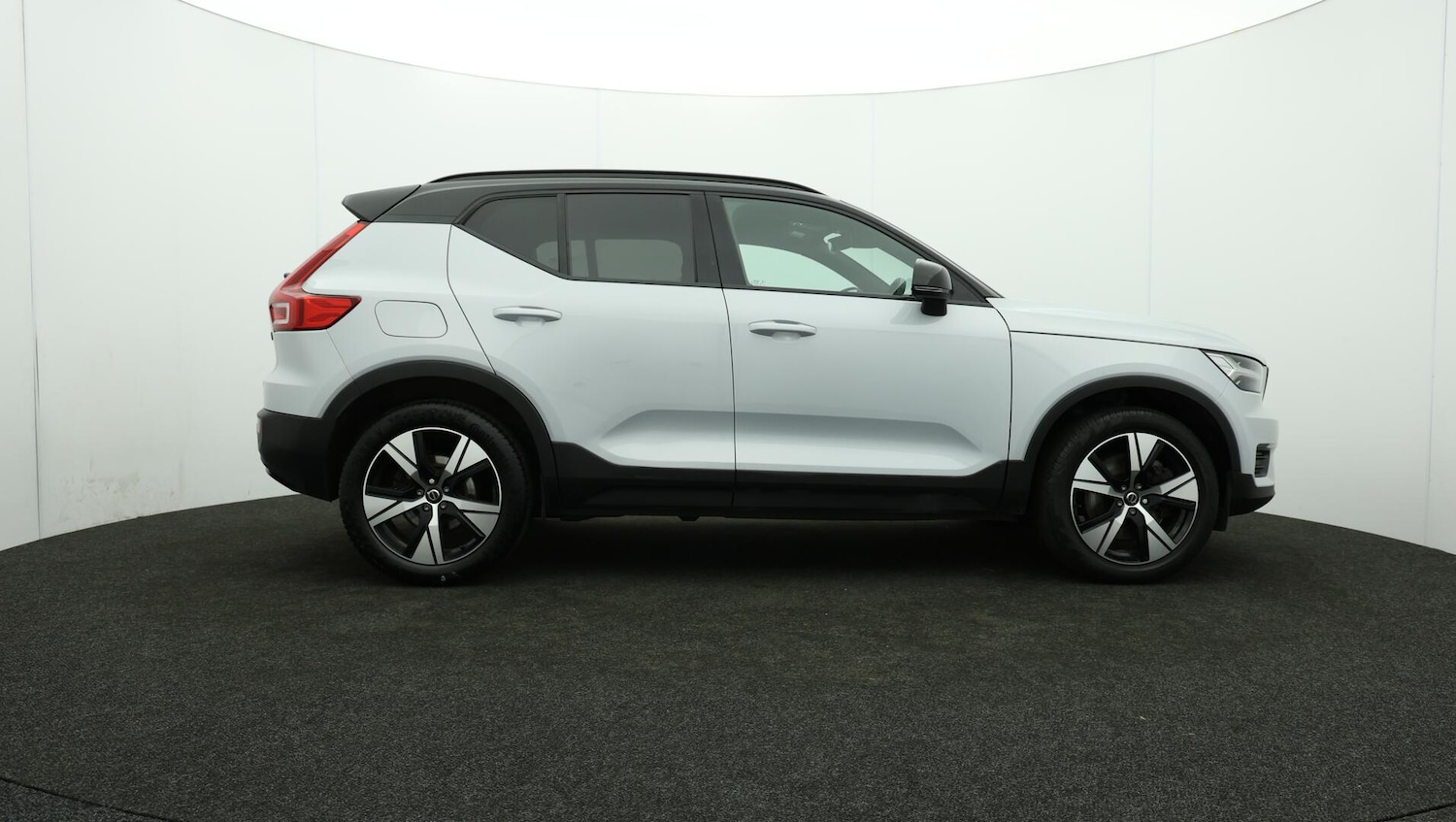 Used Volvo XC40 2021 for sale - 76121468: Photo 41