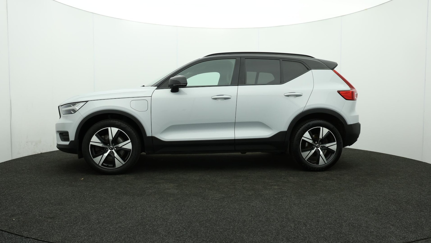 Used Volvo XC40 2021 for sale - 76121468: Photo 70