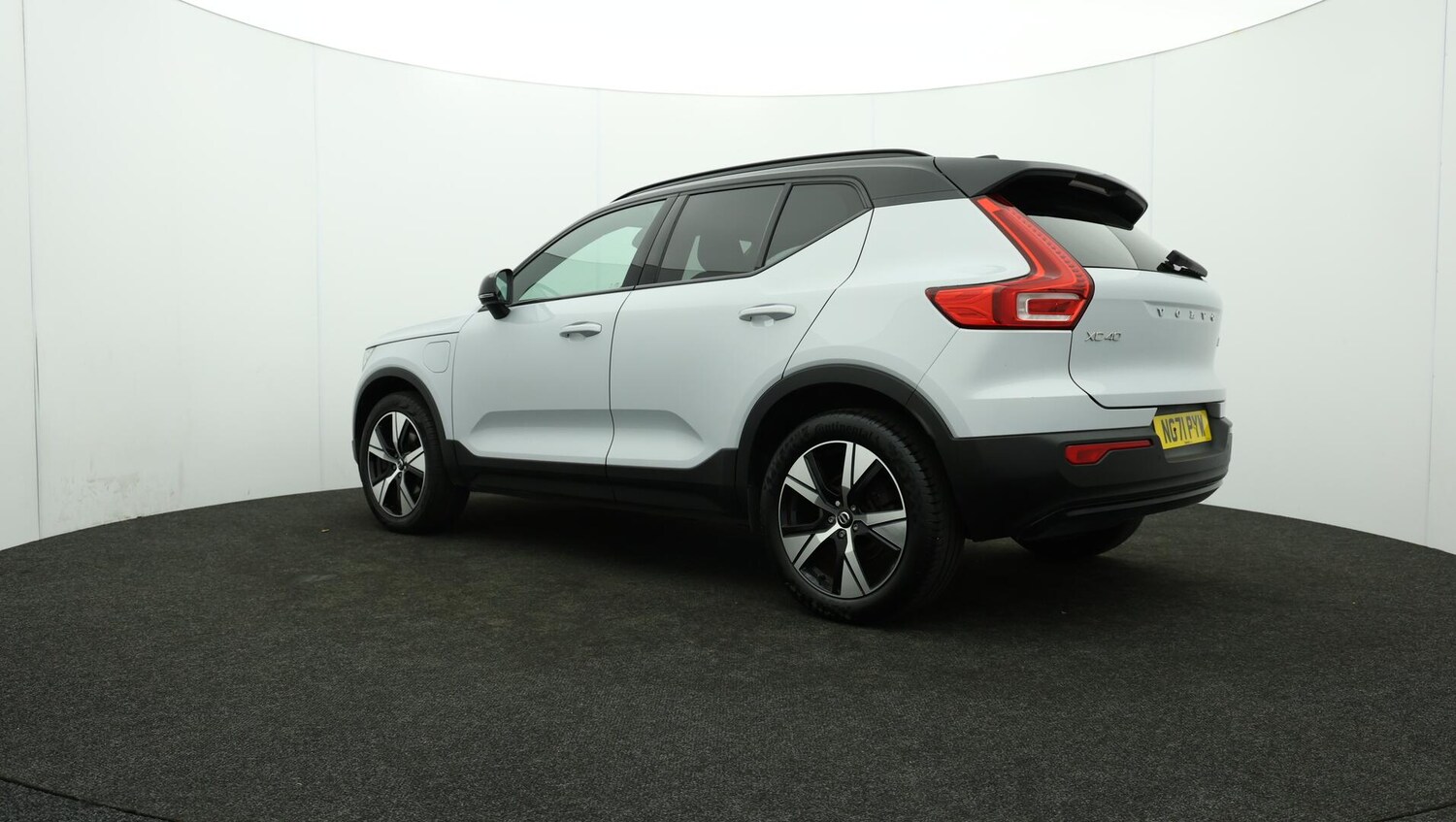 Used Volvo XC40 2021 for sale - 76121468: Photo 77