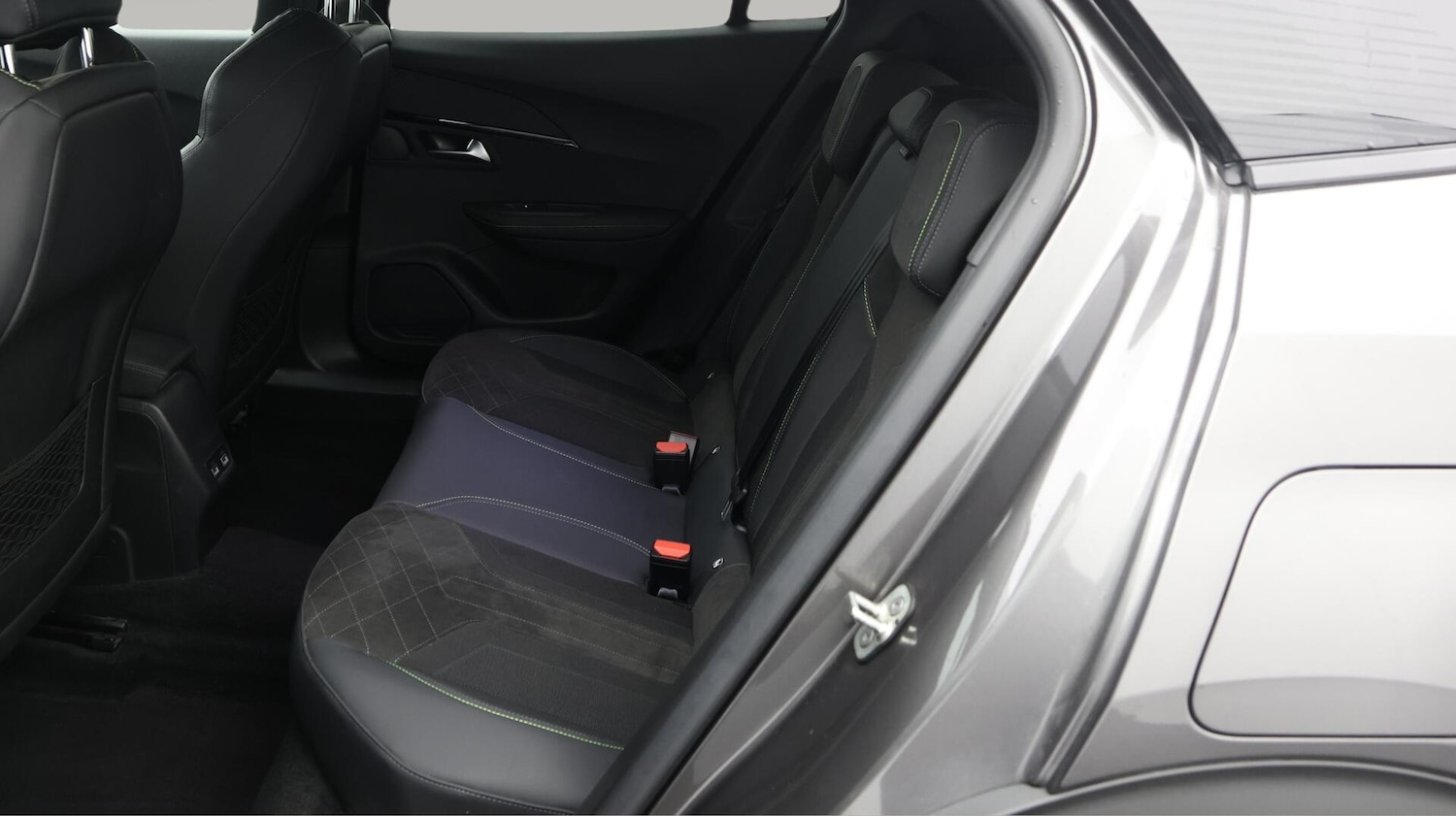 Used Peugeot 2008 2021 for sale - 76000710: Photo 17