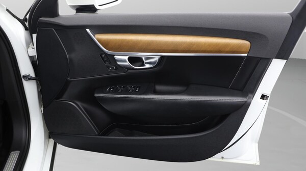 Used Volvo S90 2017 for sale - 76247652: Photo 16