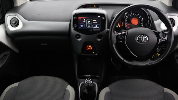 Used Toyota AYGO 2020 for sale - 76188929: Photo 14