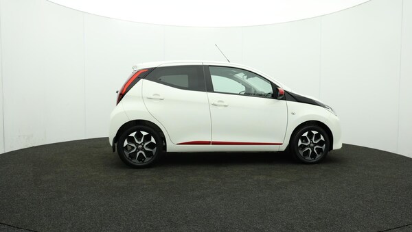 Used Toyota AYGO 2020 for sale - 76188929: Photo 41