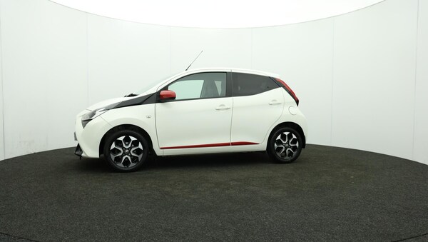 Used Toyota AYGO 2020 for sale - 76188929: Photo 69