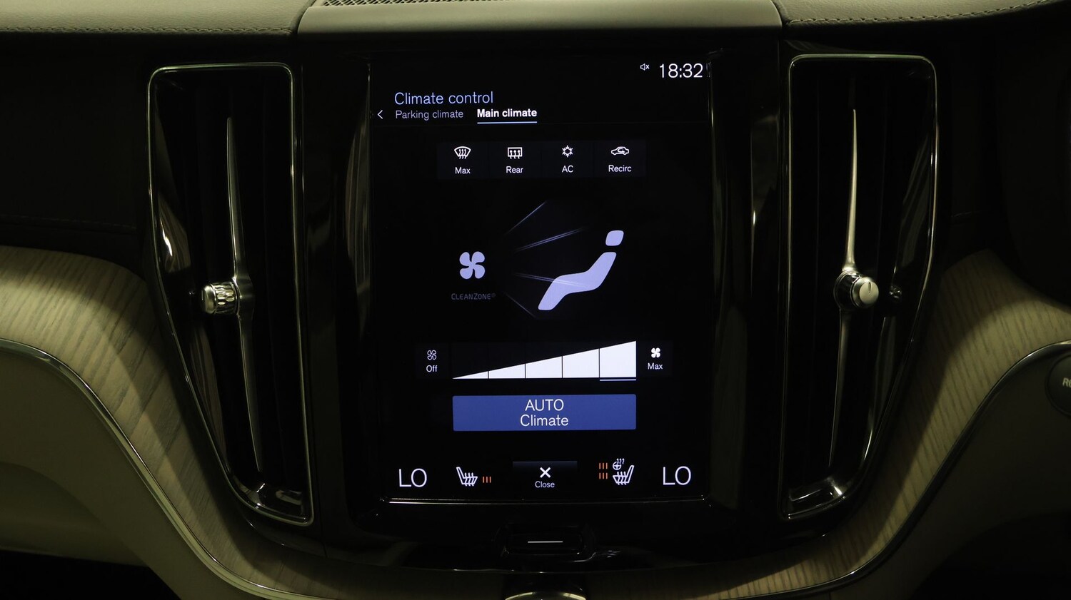 Used Volvo XC60 2021 for sale - 77296928: Photo 12