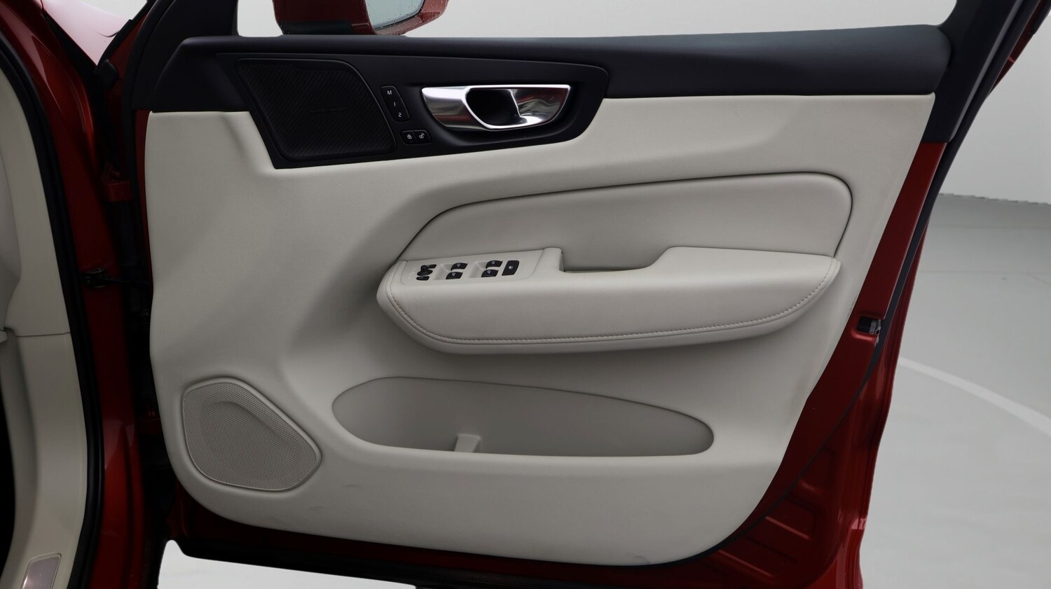 Used Volvo XC60 2021 for sale - 77296928: Photo 15