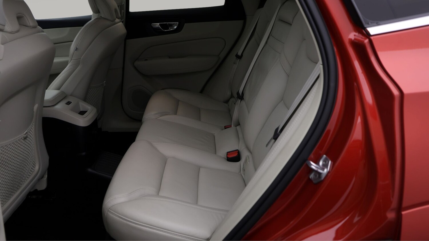 Used Volvo XC60 2021 for sale - 77296928: Photo 16