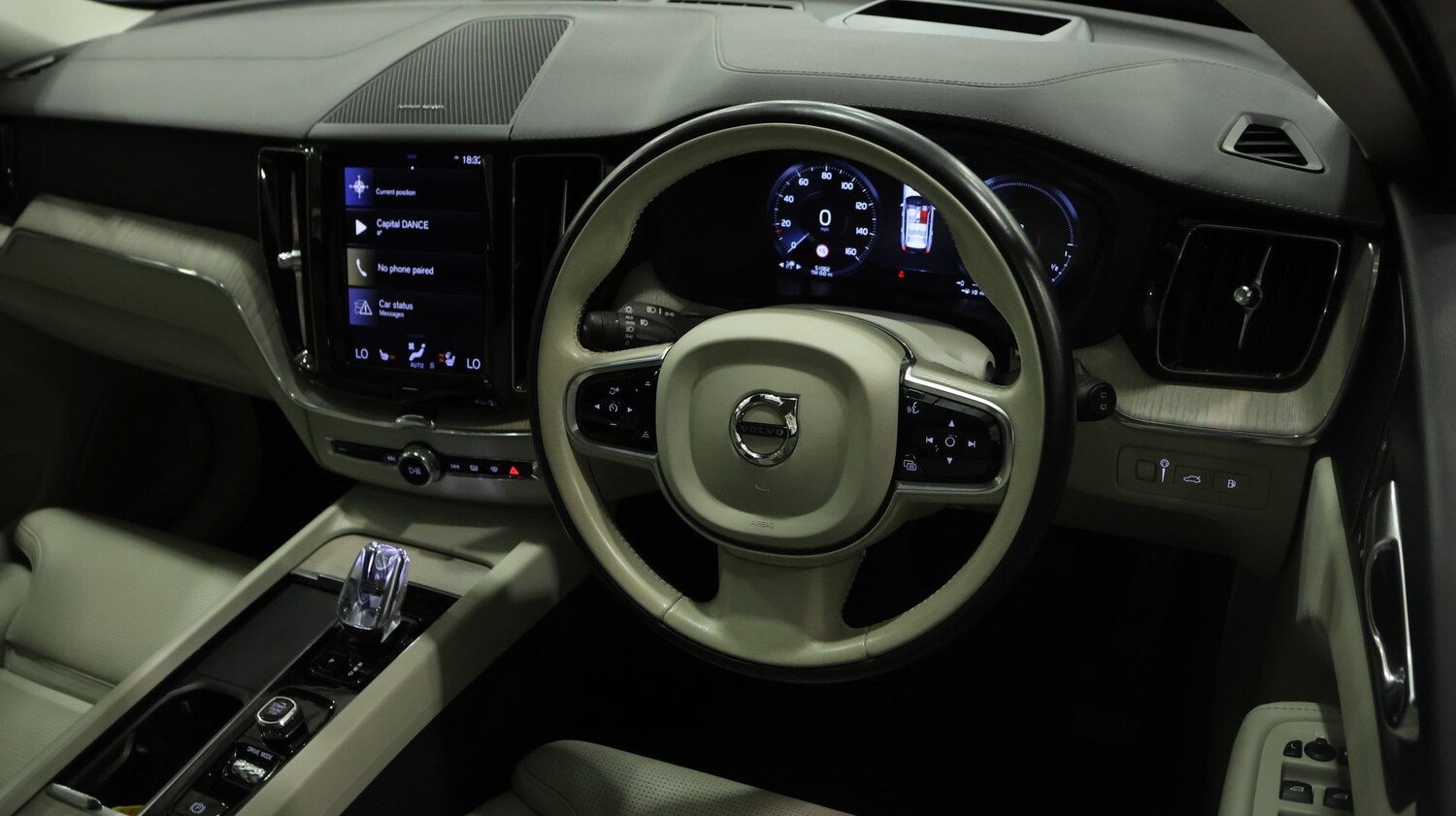 Used Volvo XC60 2021 for sale - 77296928: Photo 9