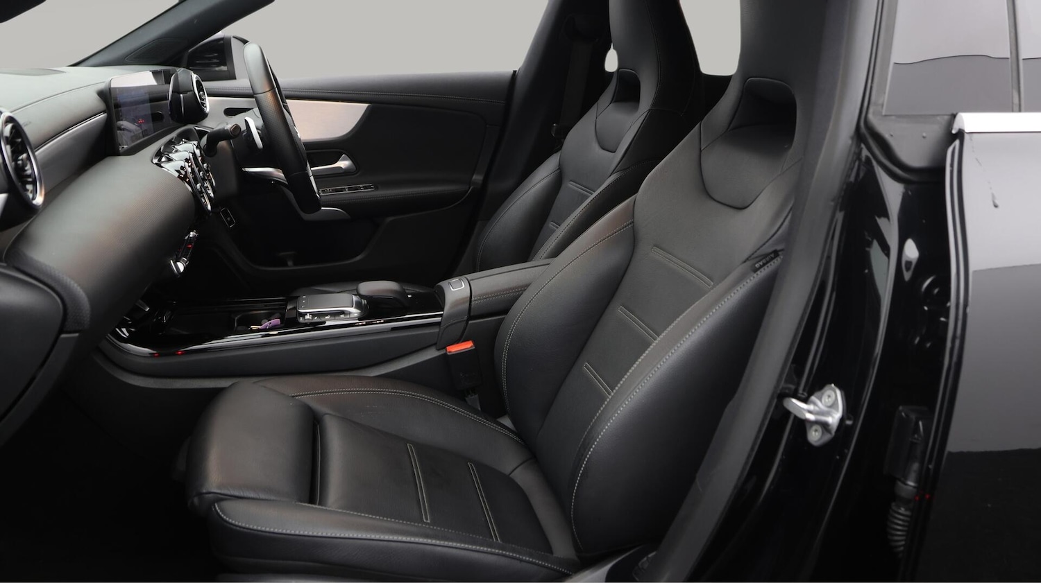 Used Mercedes-Benz CLA 2021 for sale - 76433350: Photo 15