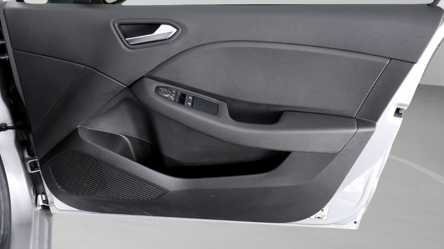 Used Renault Clio for sale - 77461596: Photo 15