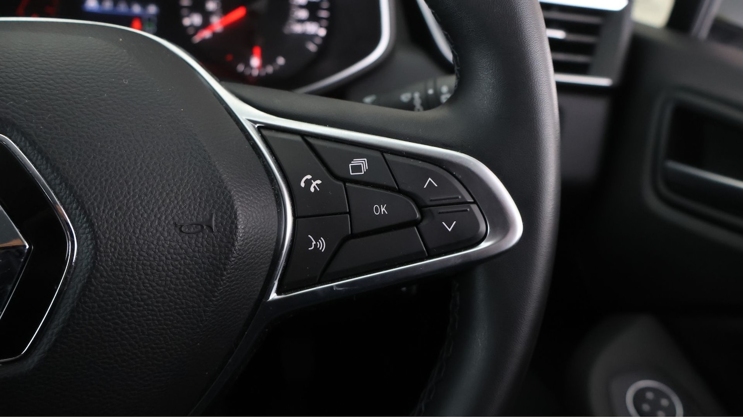 Used Renault Clio for sale - 77461596: Photo 20