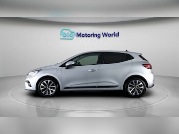 Used Renault Clio 2021 for sale - 77461596: Photo