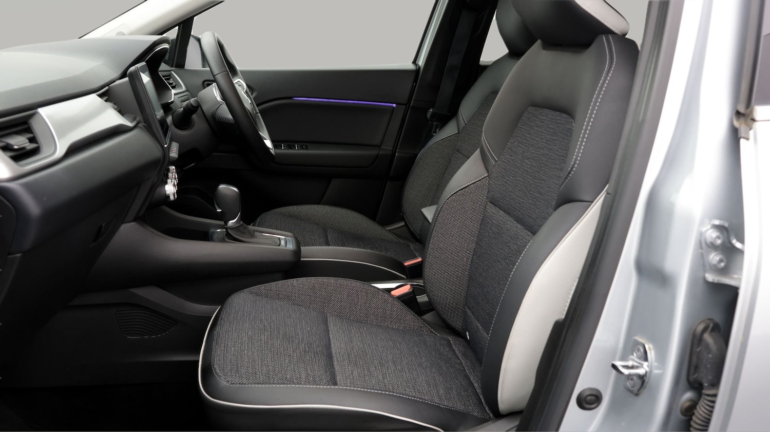 Used Renault Captur 2023 for sale - 77891823: Photo 14