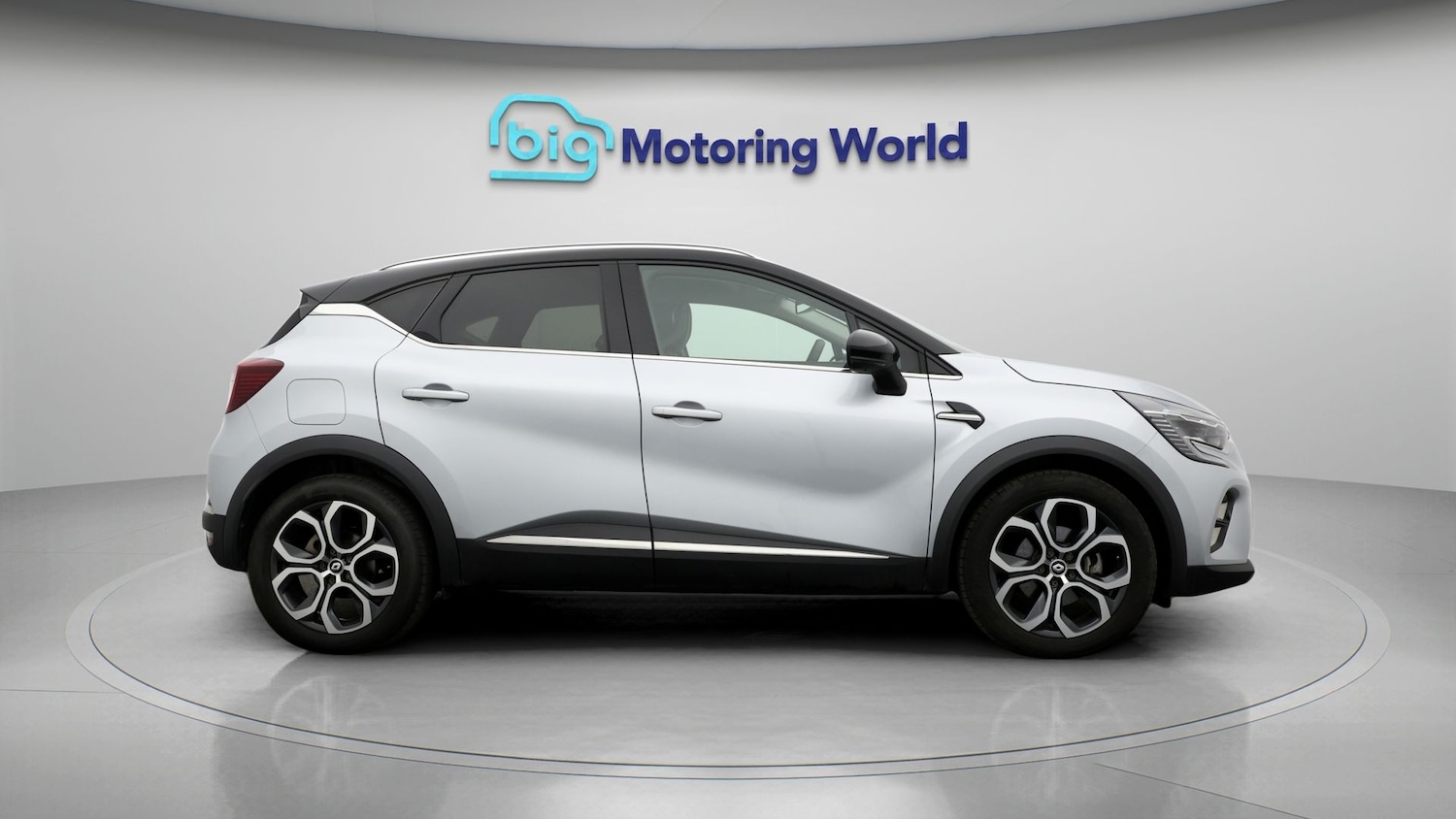 Used Renault Captur 2023 for sale - 77891823: Photo 8