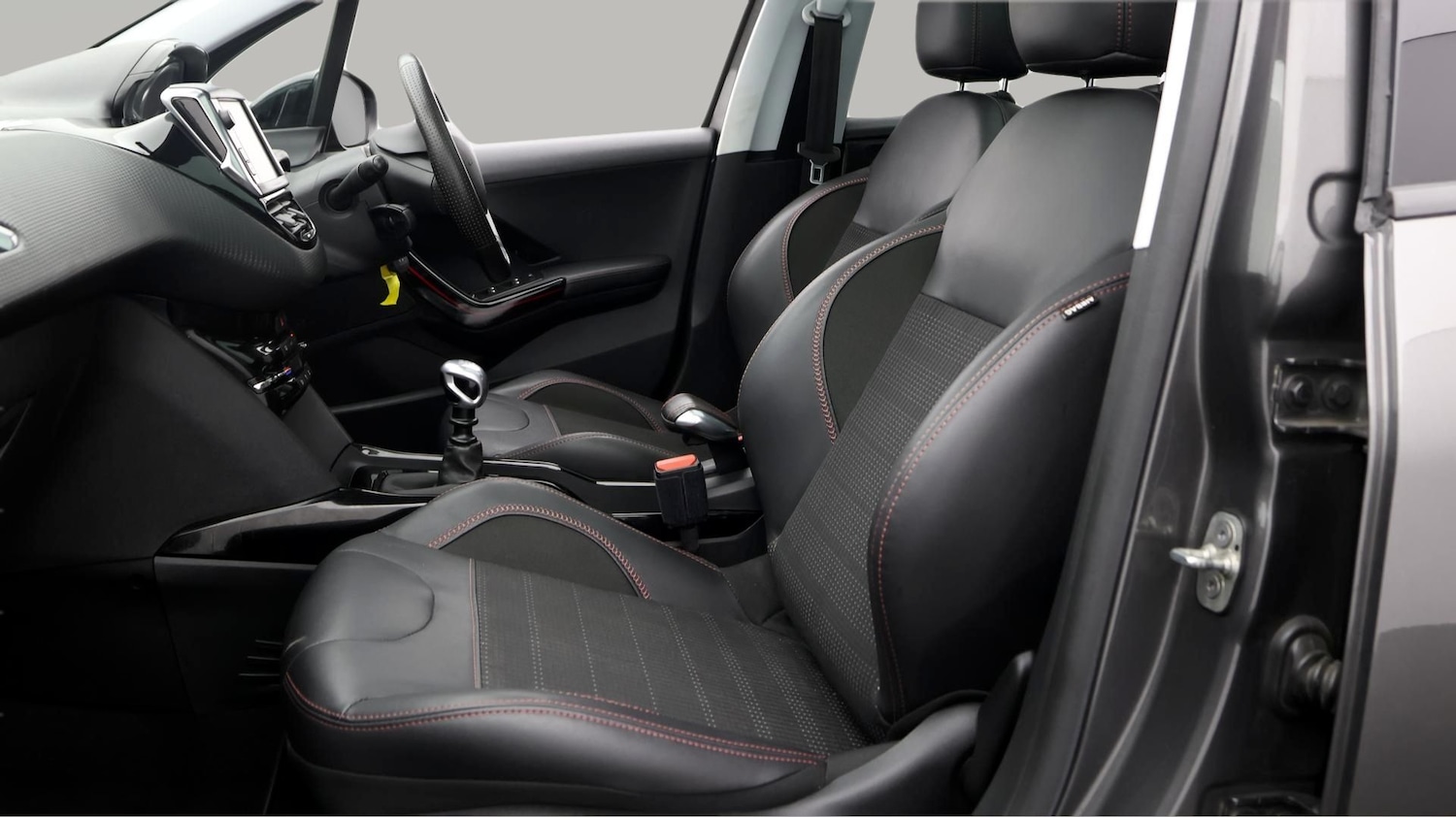 Used Peugeot 2008 2019 for sale - 77764319: Photo 14