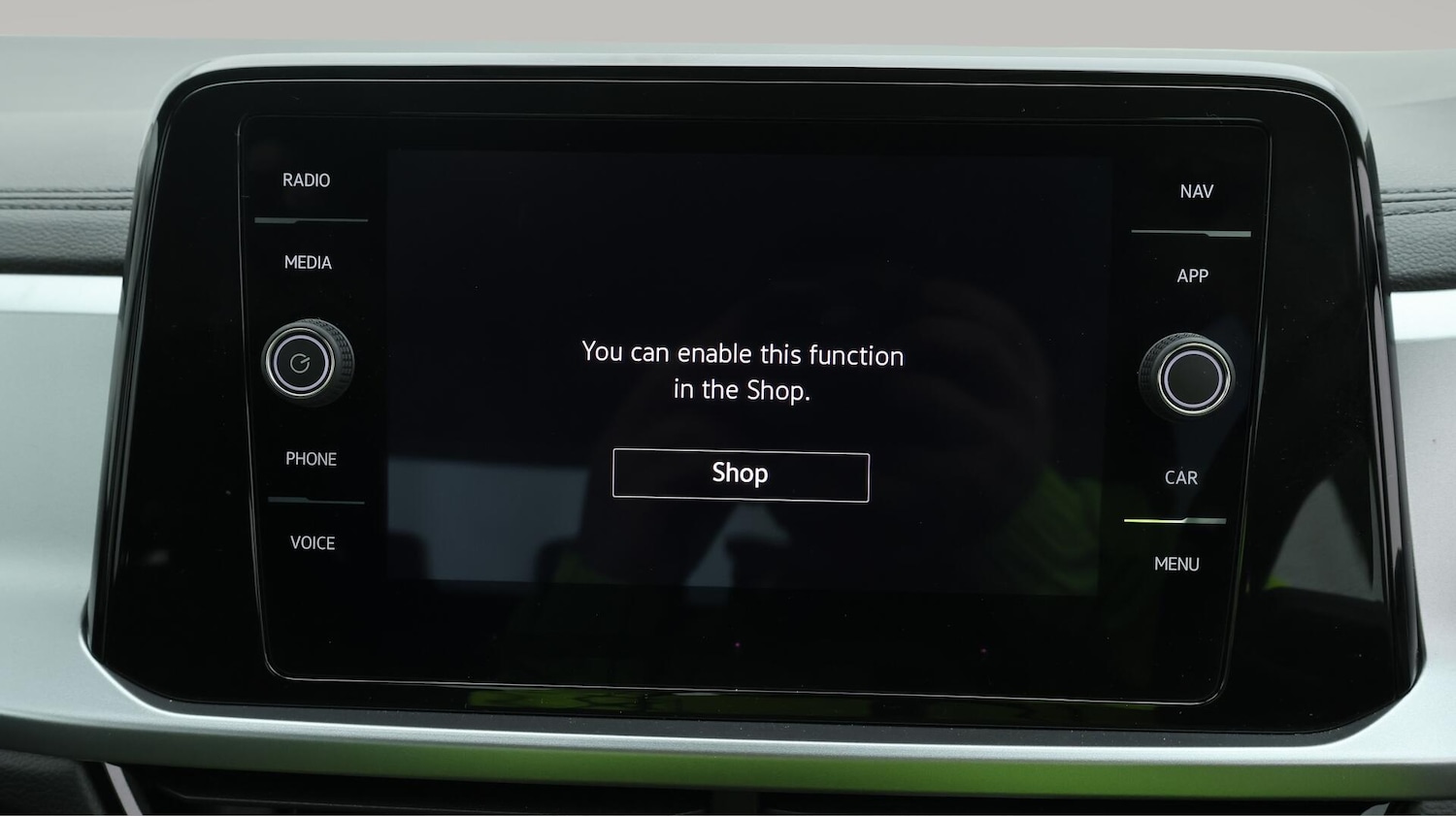 Used Volkswagen T-Roc 2024 for sale - 76380673: Photo 11