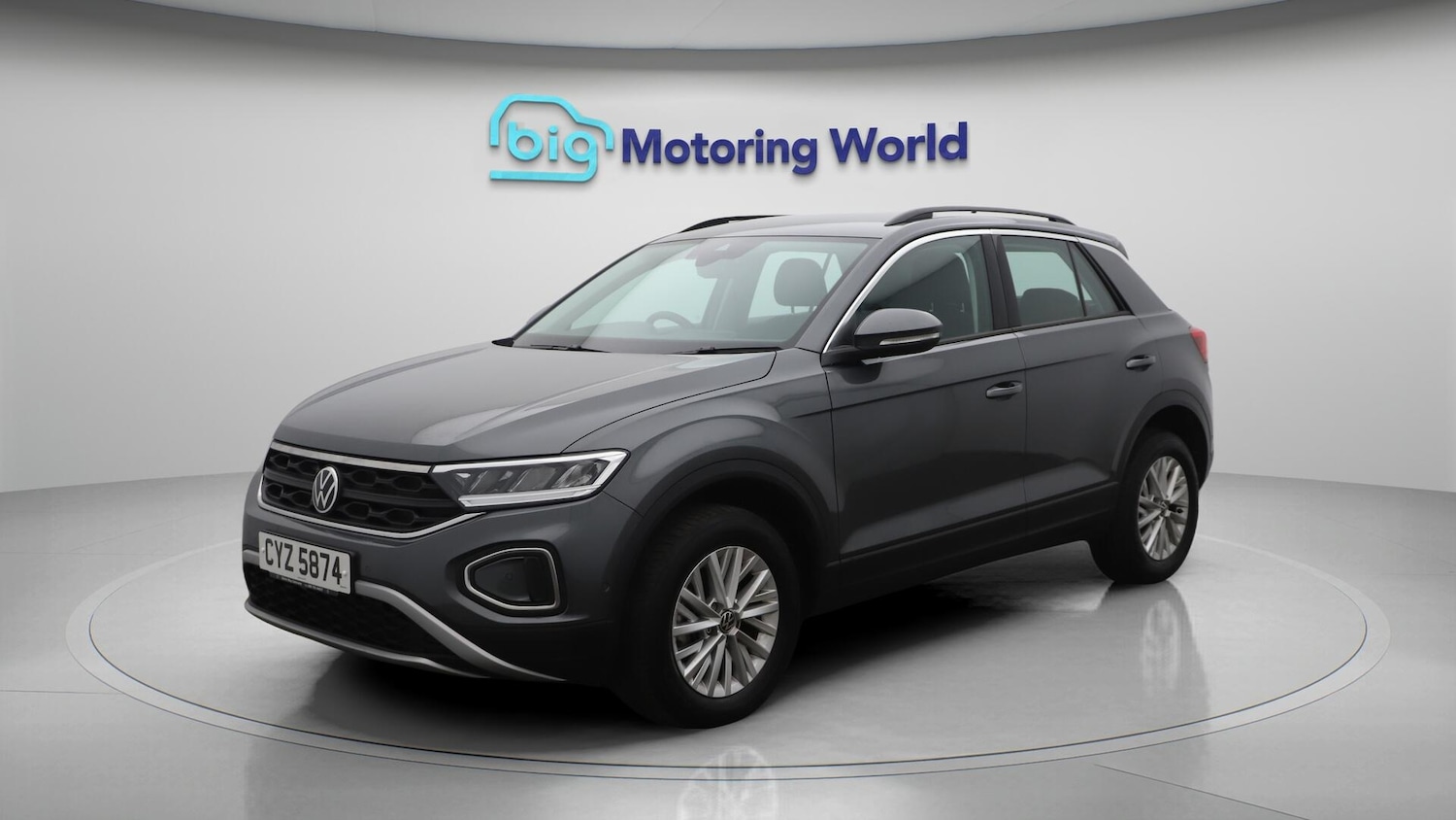 Used Volkswagen T-Roc 2024 for sale - 76380673: Photo 3